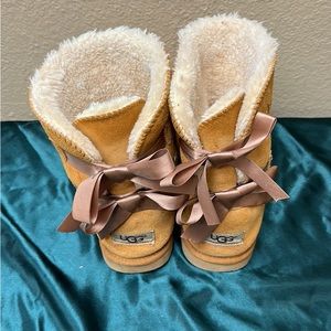 UGGs Bailey Bow